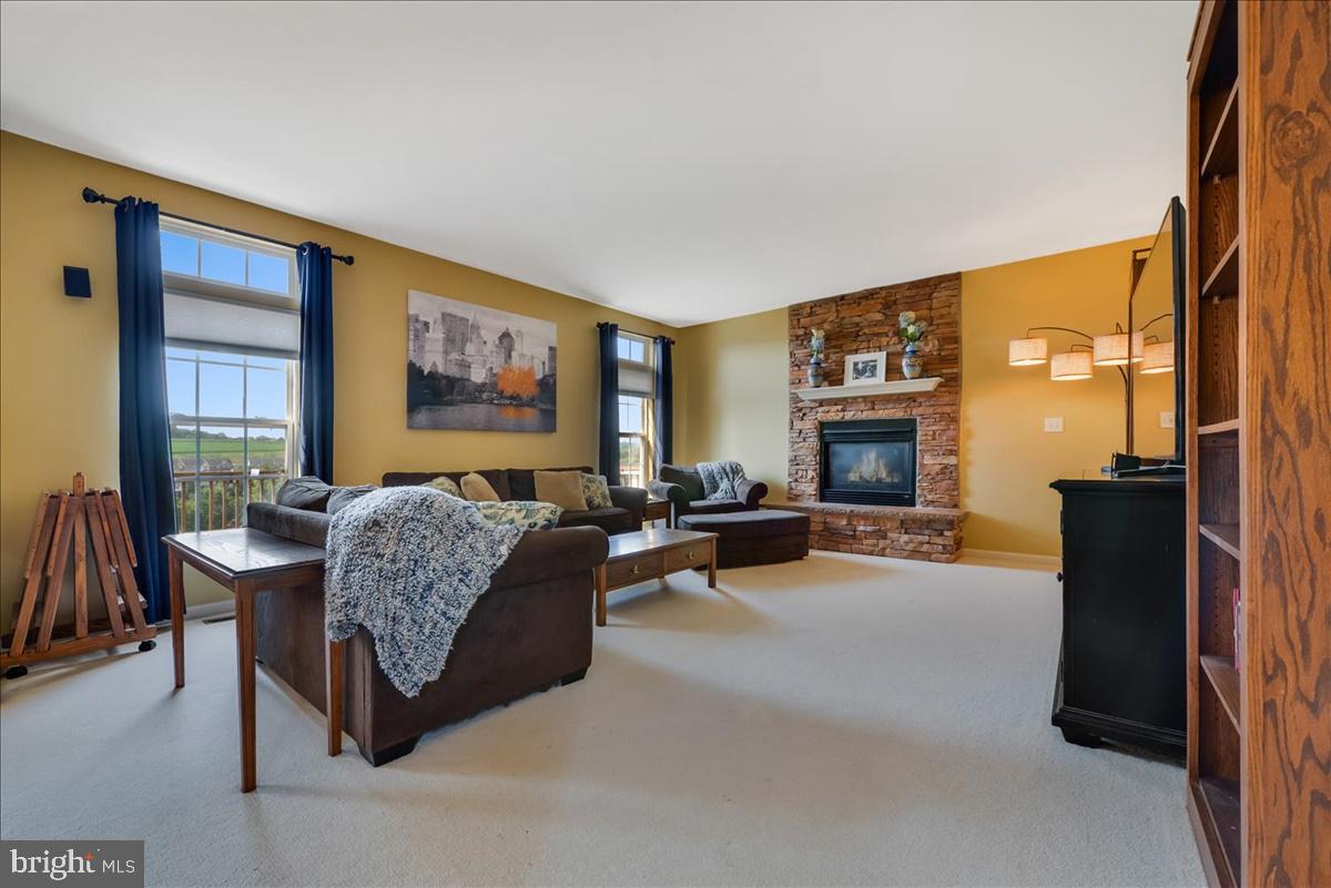 7604 Seneca Ridge Drive York, PA 17403 - Photo 10 of 39 Gallery Image 10