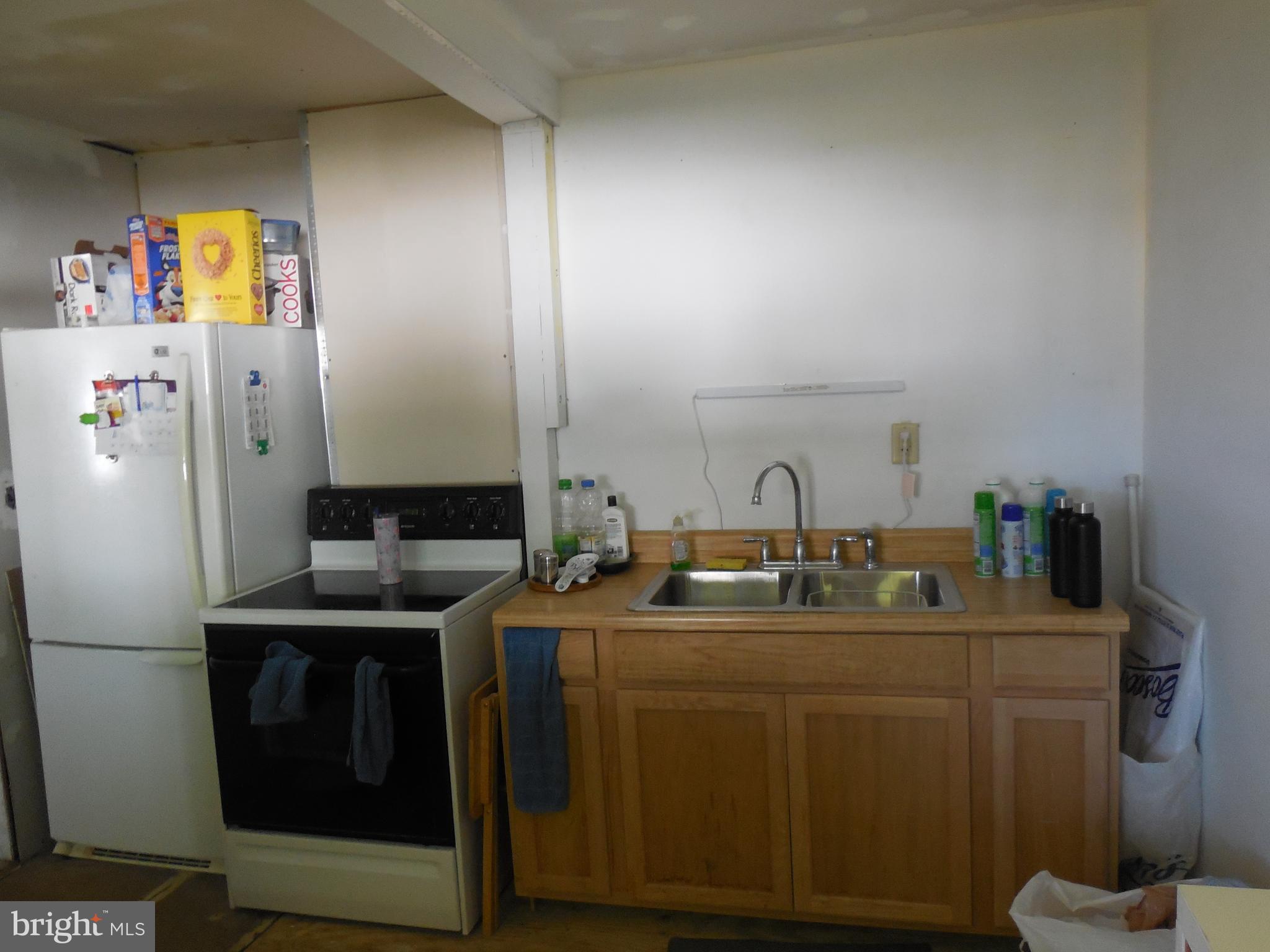 532 Compass Road East Baltimore, MD 21220 - Photo 4 of 30