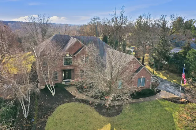 $750,000 | 1801 Anthony Lane, McHenry, IL 60051