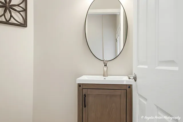 $750,000 | 1801 Anthony Lane, McHenry, IL 60051