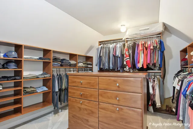 $750,000 | 1801 Anthony Lane, McHenry, IL 60051