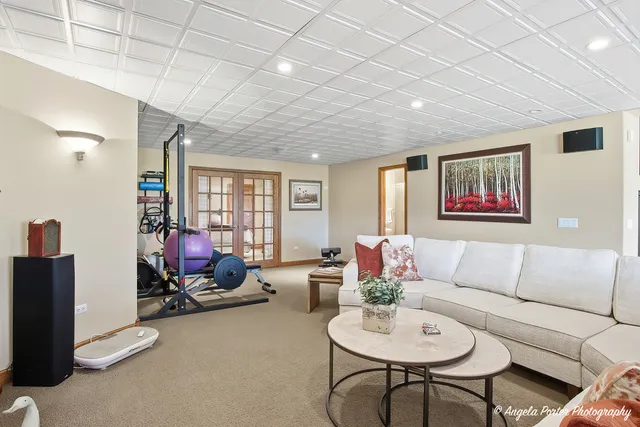 $750,000 | 1801 Anthony Lane, McHenry, IL 60051