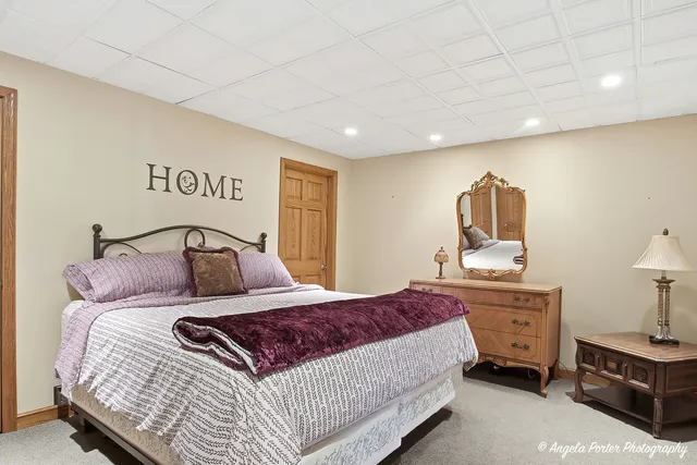 $750,000 | 1801 Anthony Lane, McHenry, IL 60051