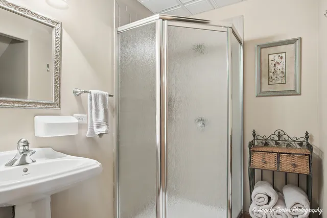 $750,000 | 1801 Anthony Lane, McHenry, IL 60051