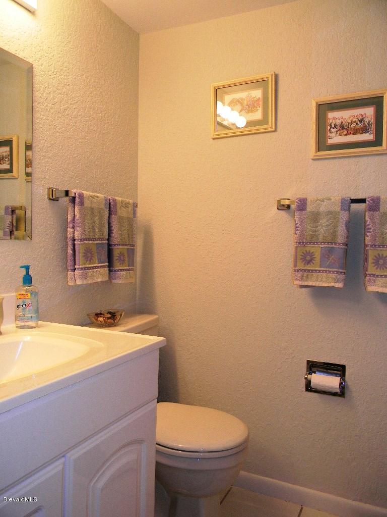 2727 North Wickham Road, Unit 2064 Melbourne, FL 32935 - Photo 7 of 13 2nd Bath