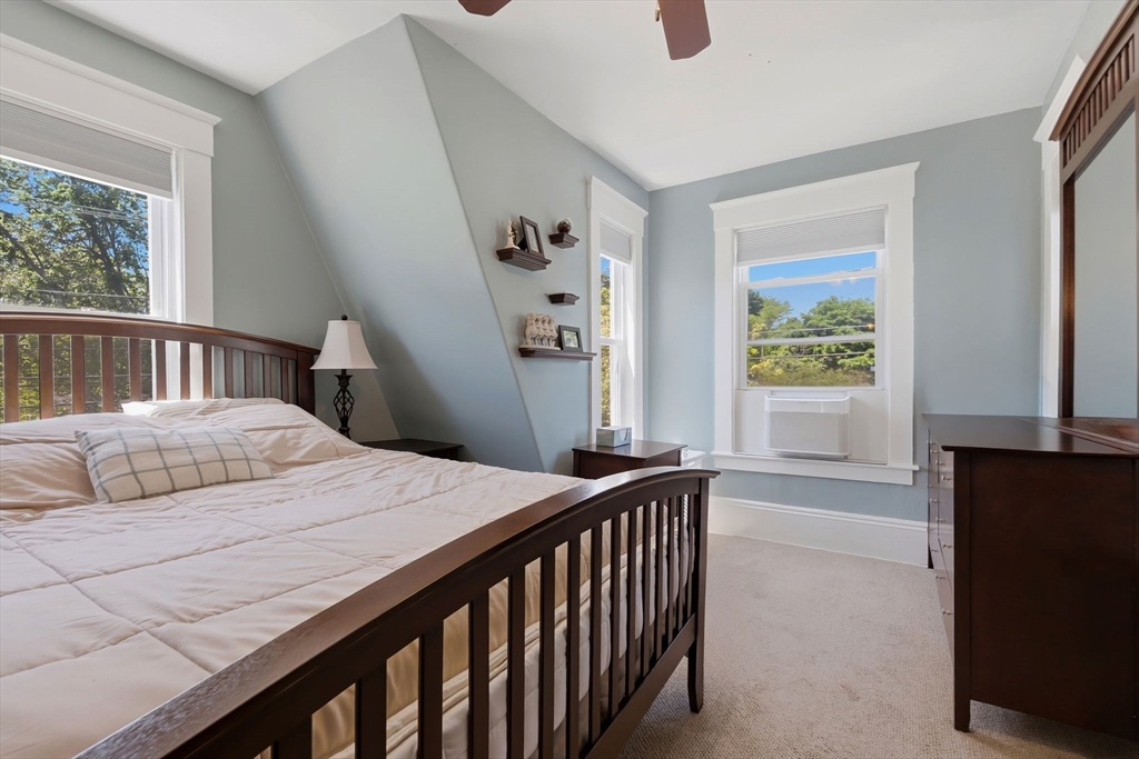 47 Whitehall Road Amesbury, MA 01913 - Photo 26 of 36
