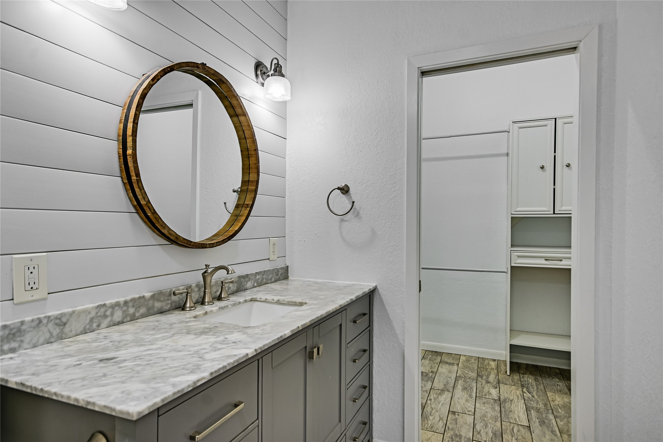 6501 Brush Country Road, Unit 114 Austin, TX 78749 - Photo 7 of 20