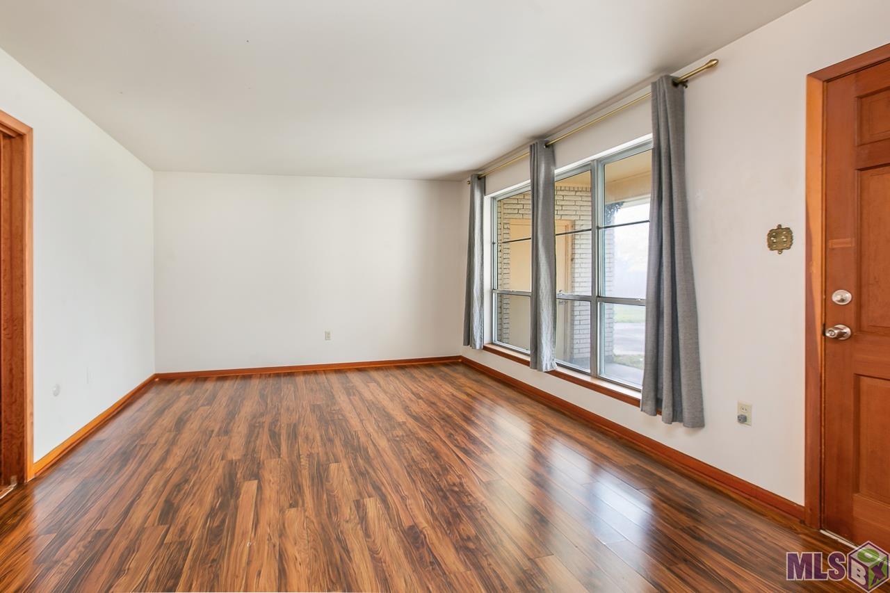 9283 Samoa Avenue Baton Rouge, LA 70810 - Photo 5 of 24 Gallery Image 5