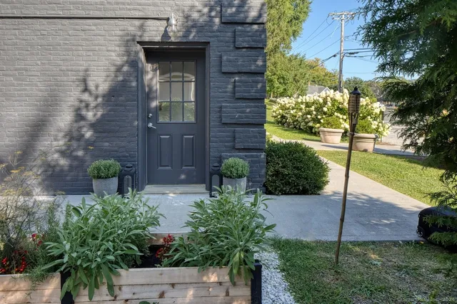 $3,260 | 9 Sharon Road, Lakeville, CT 06039