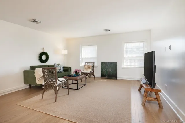 $3,260 | 9 Sharon Road, Lakeville, CT 06039