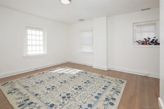 $3,260 | 9 Sharon Road, Lakeville, CT 06039