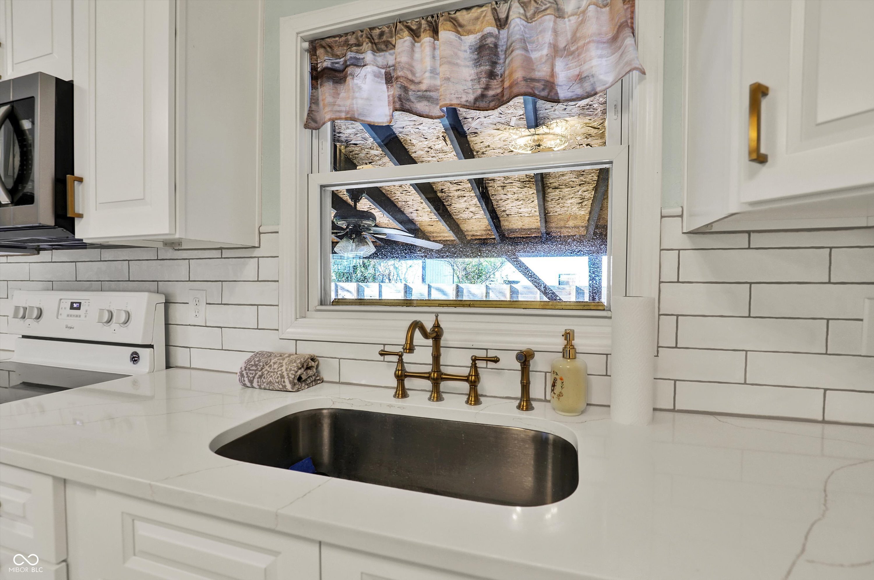 2221 Douglas Road Indianapolis, IN 46220 - Photo 23 of 71 Gallery Image 23