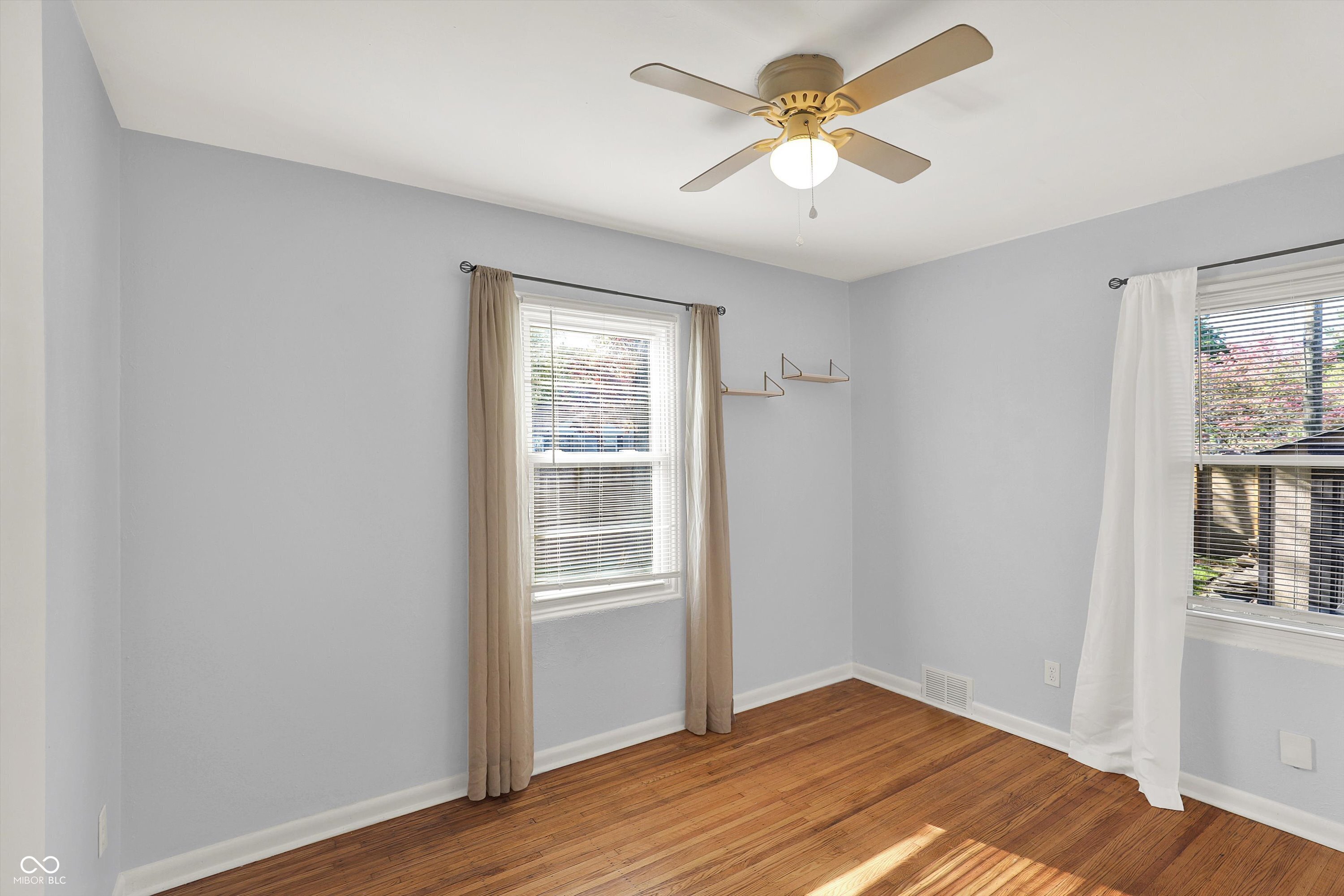 2221 Douglas Road Indianapolis, IN 46220 - Photo 25 of 71 Gallery Image 25