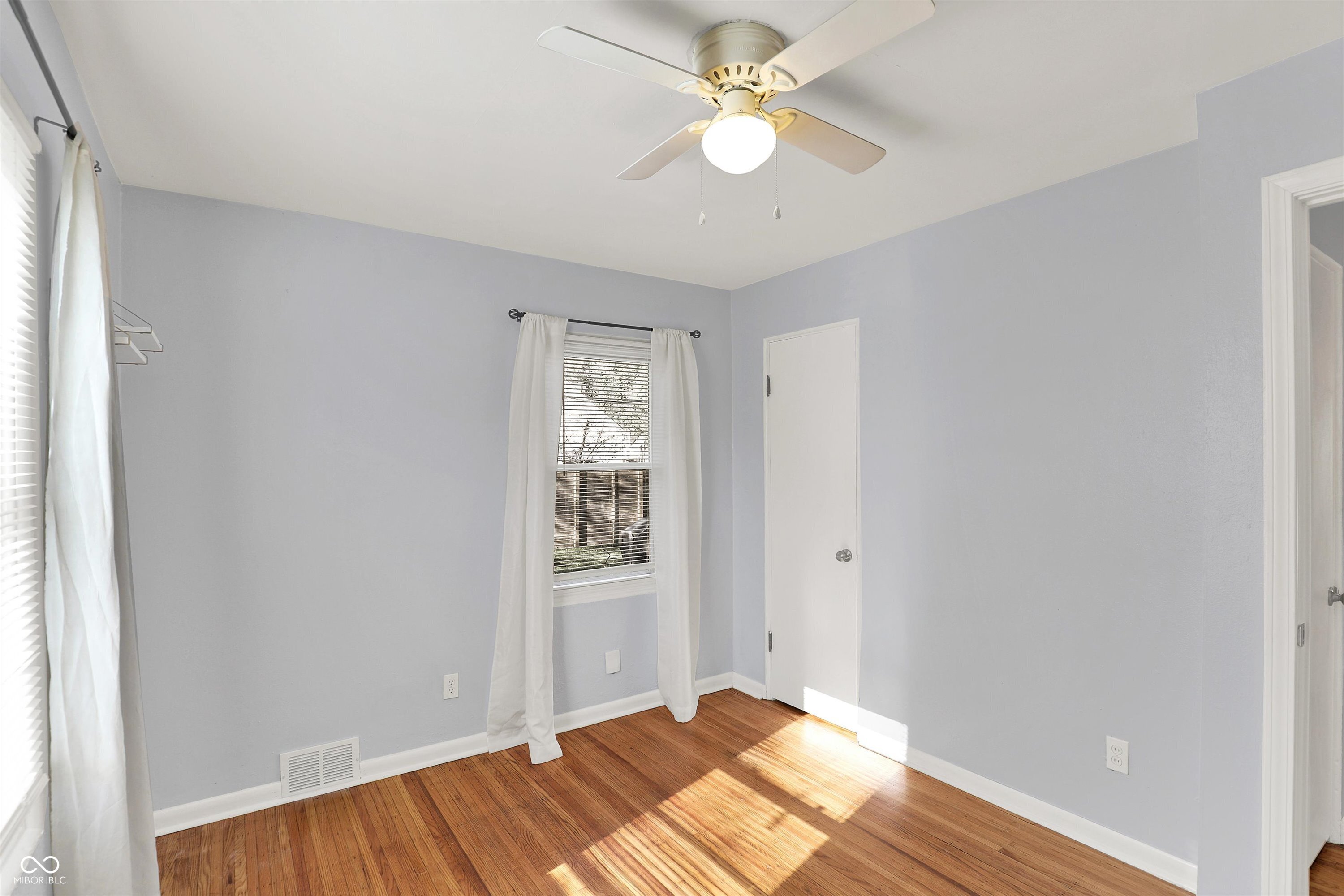 2221 Douglas Road Indianapolis, IN 46220 - Photo 26 of 71 Gallery Image 26