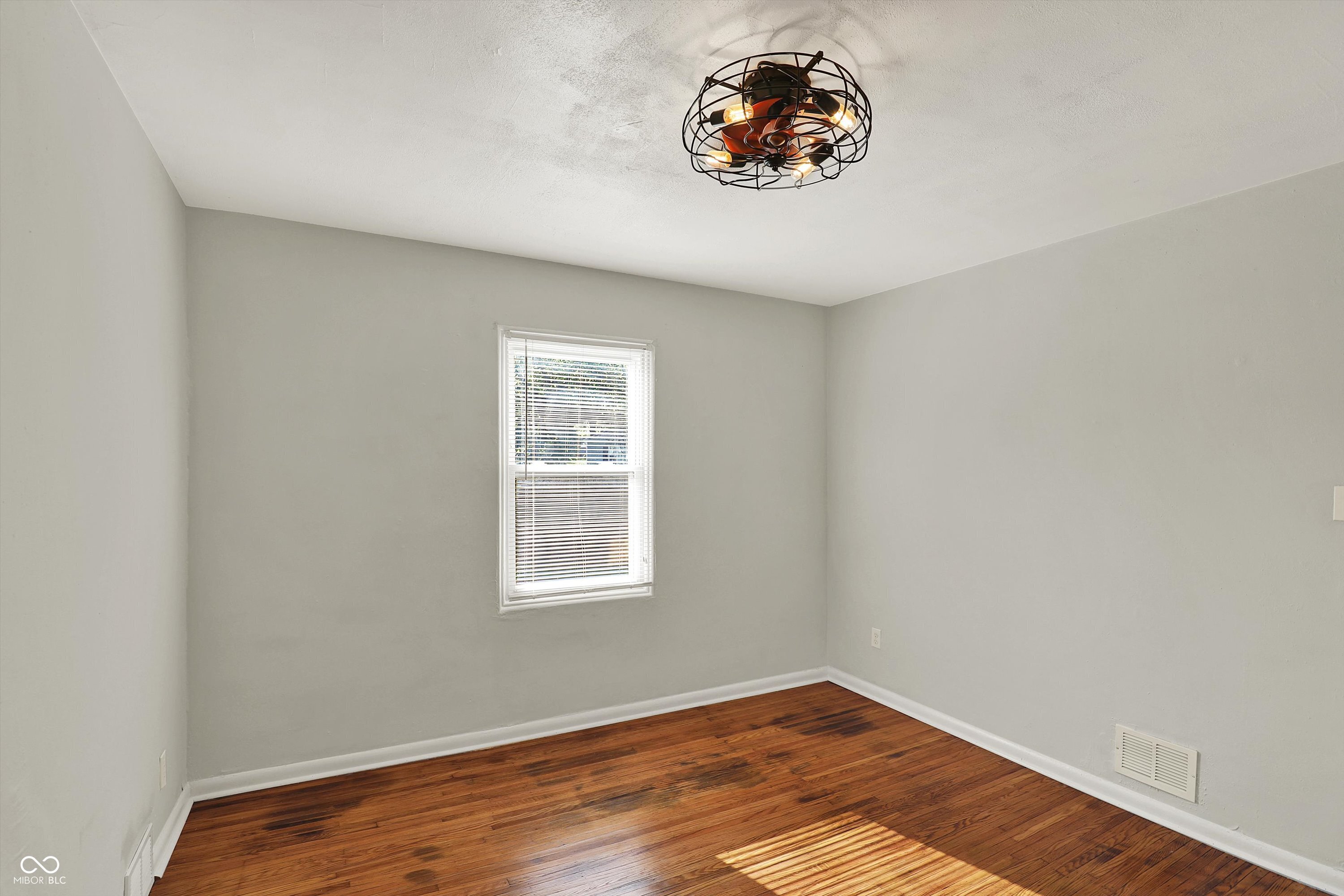 2221 Douglas Road Indianapolis, IN 46220 - Photo 31 of 71 Gallery Image 31