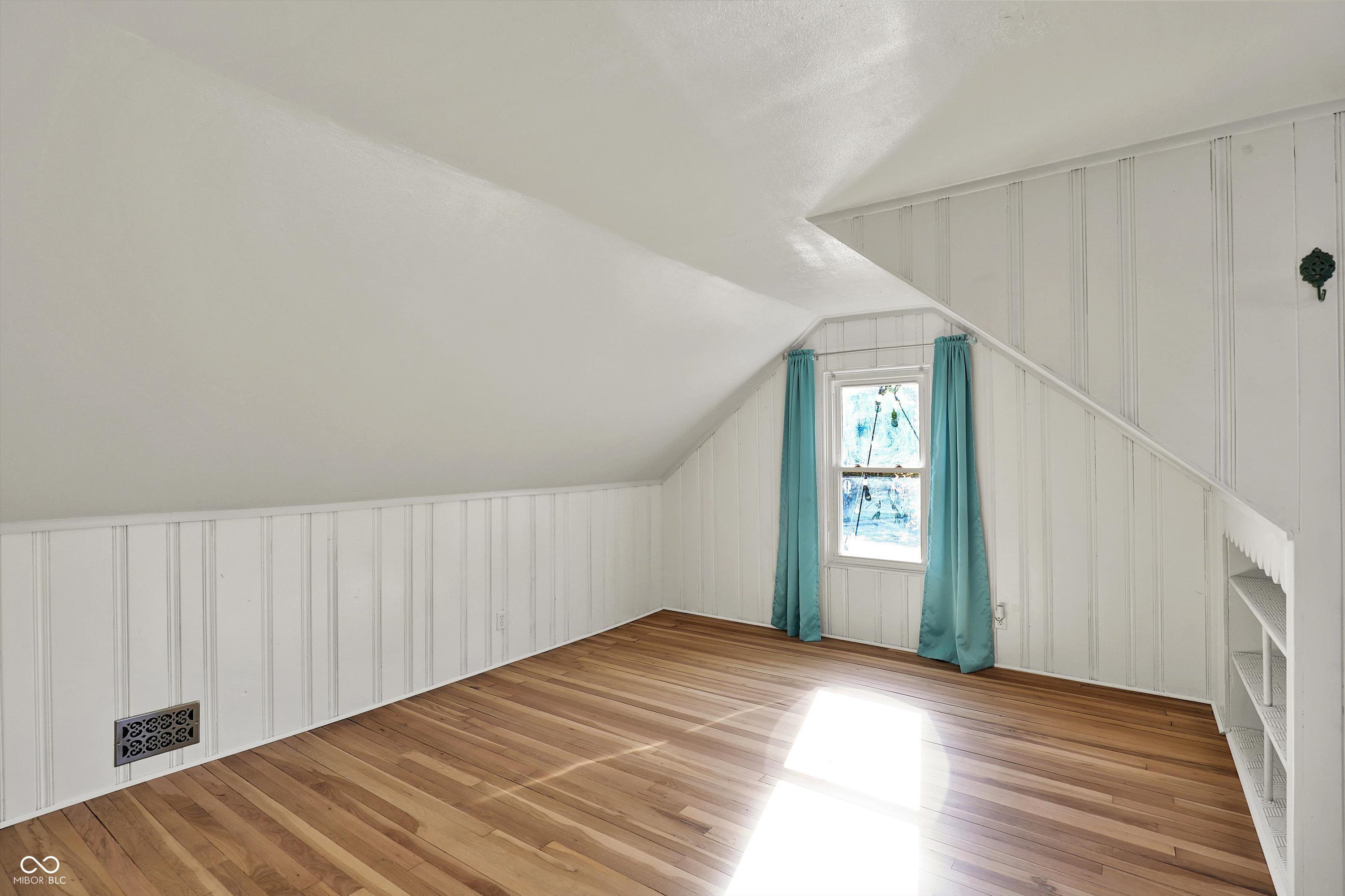 2221 Douglas Road Indianapolis, IN 46220 - Photo 32 of 71 Gallery Image 32