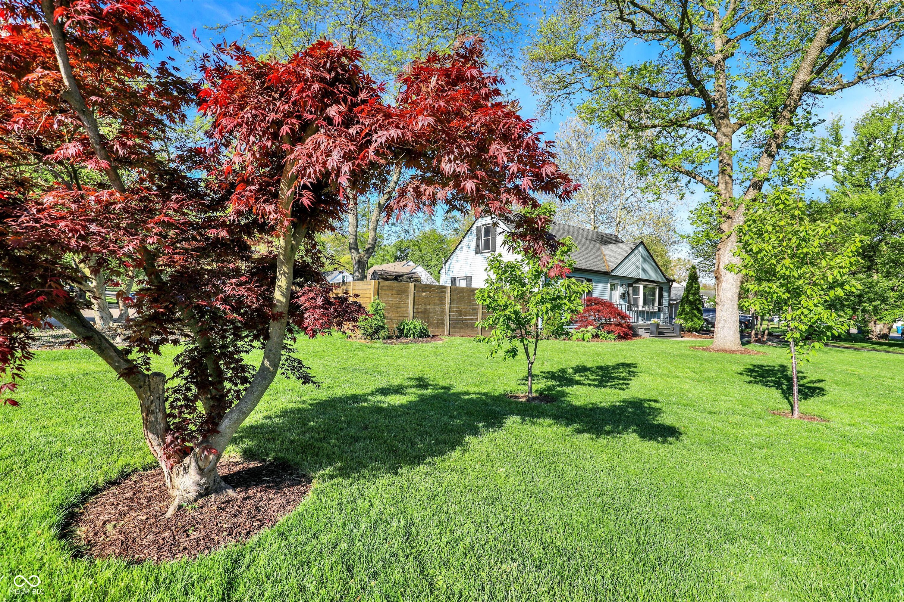 2221 Douglas Road Indianapolis, IN 46220 - Photo 8 of 71 Gallery Image 8