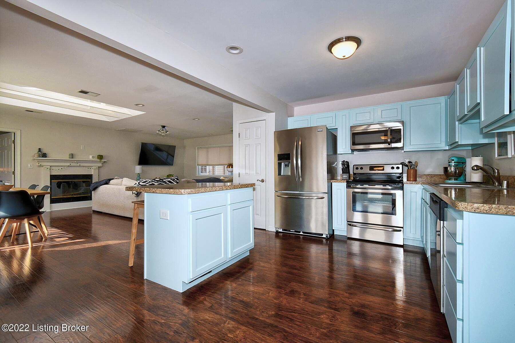 2809 Rio Rita Avenue Louisville, KY 40220 - Photo 4 of 29 Kitchen Island