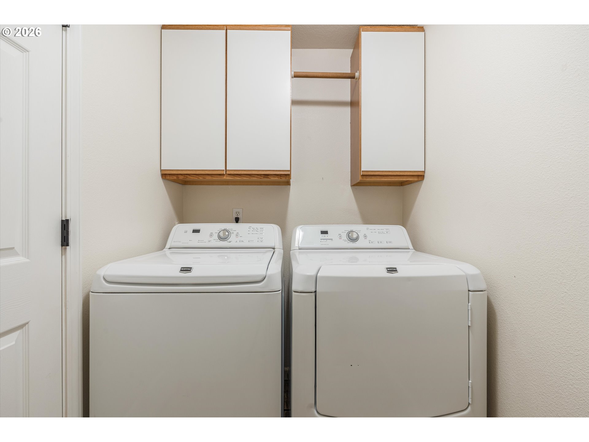 1615 Lilly Court Newberg, OR 97132 - Photo 25 of 30 a utility room with dryer and washer