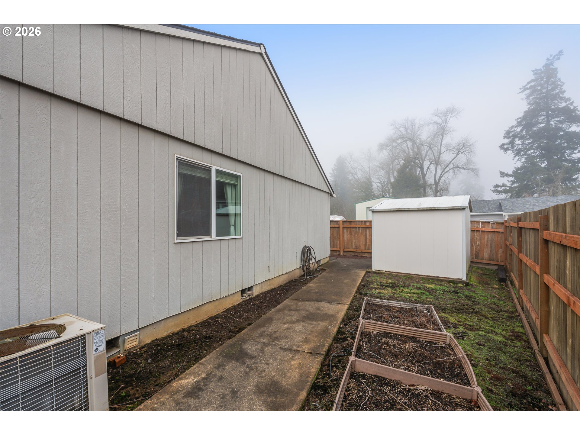 1615 Lilly Court Newberg, OR 97132 - Photo 29 of 30 a backyard of a house