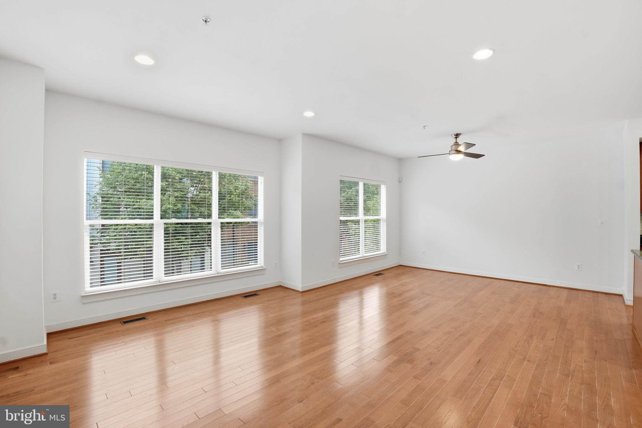 5610 Lustine Street Hyattsville, MD 20781 - Photo 7 of 36 Bright and airy open space awaits.