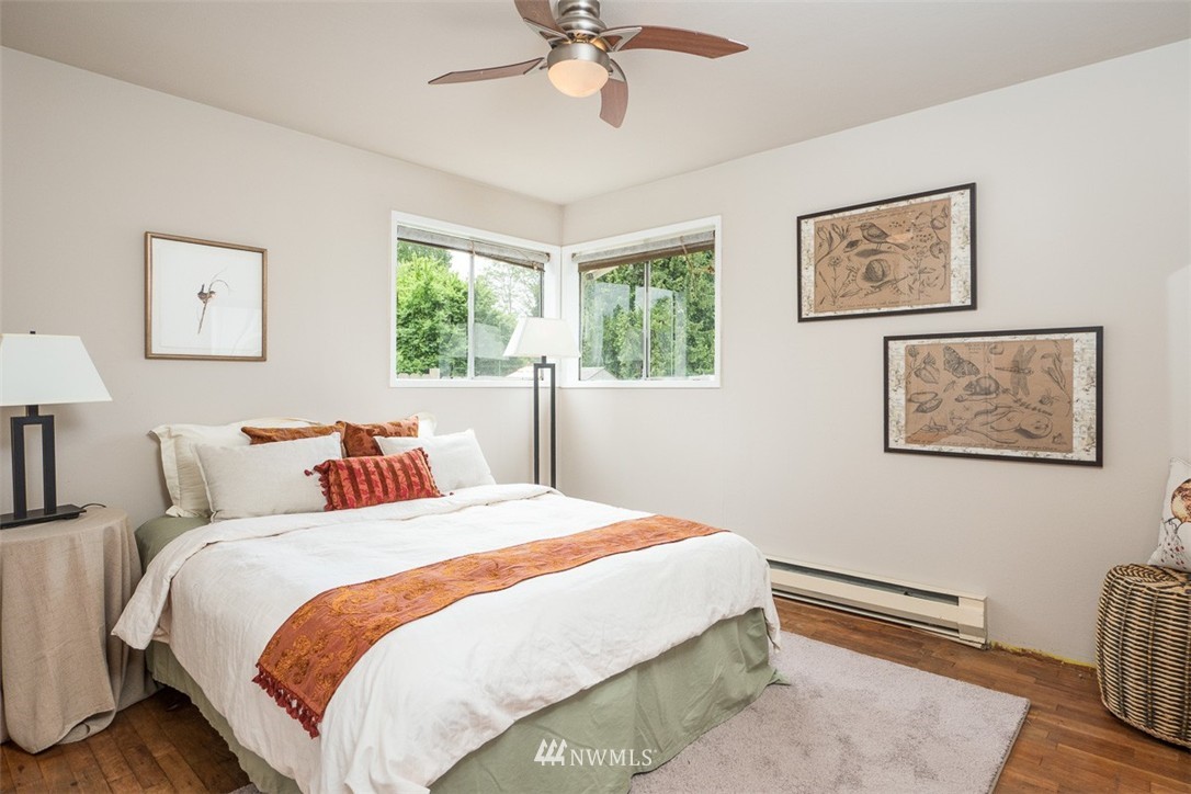 9633 25th Avenue Southwest Seattle, WA 98106 - Photo 9 of 18 Gallery Image 9