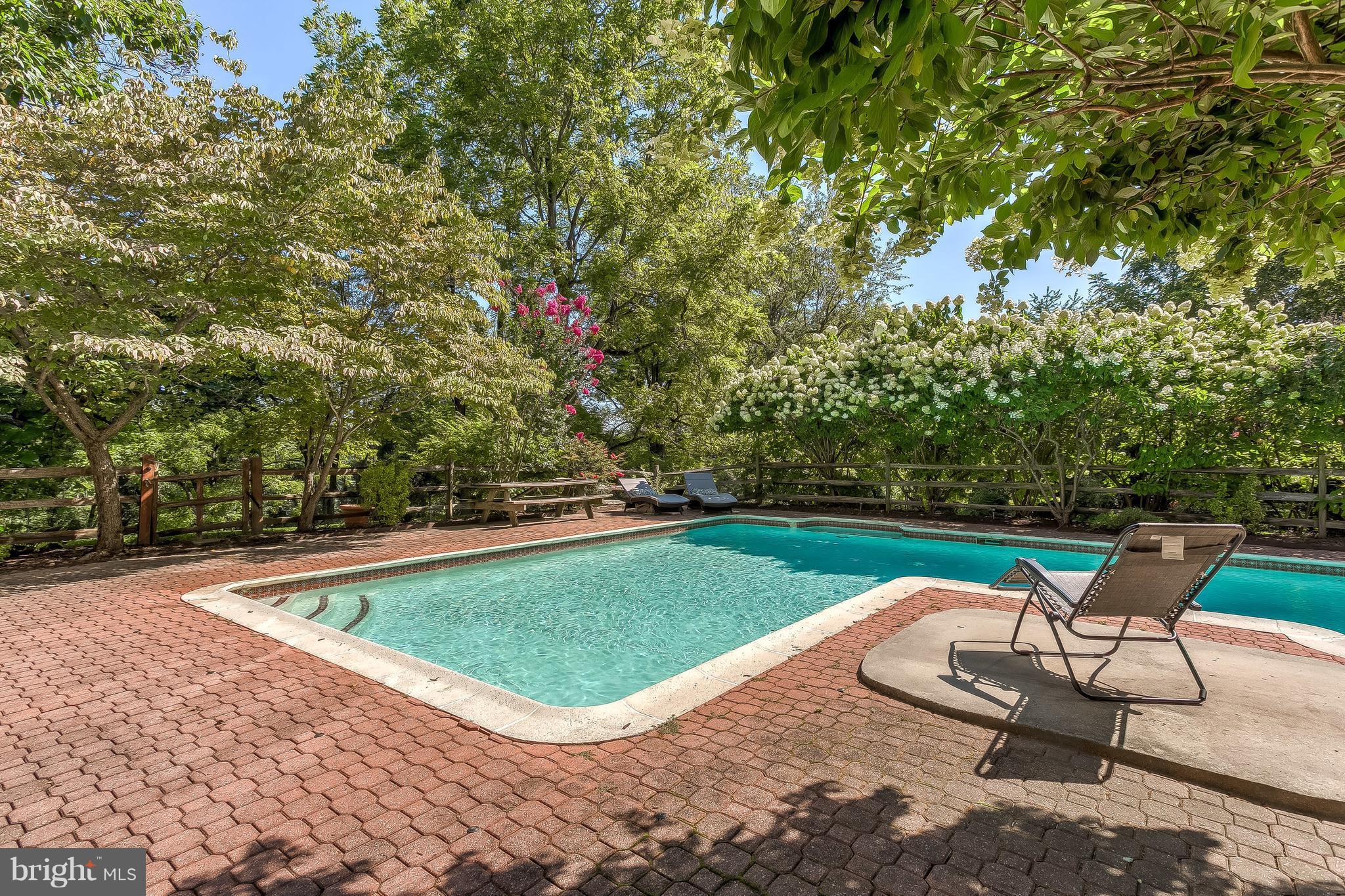 15009 Dover Road Reisterstown, MD 21136 - Photo 26 of 30 Pool