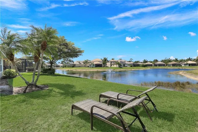 $799,990 | 1685 Serrano Circle, Naples, FL 34105