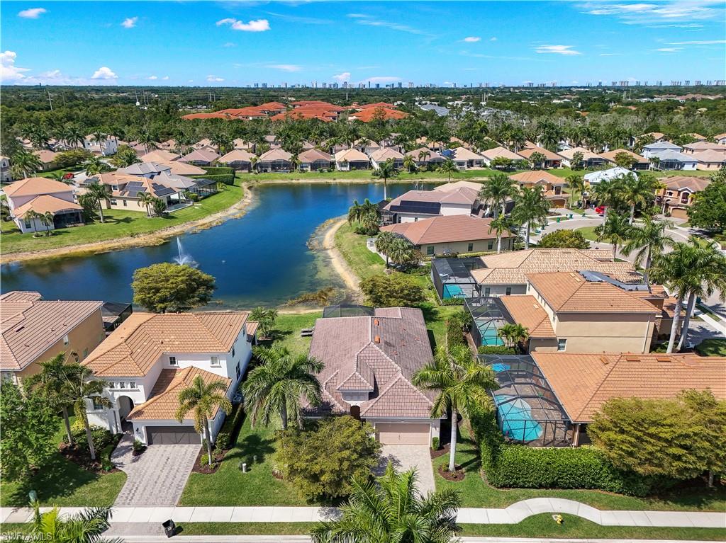 1685 Serrano Circle Naples, FL 34105 - Photo 15 of 47