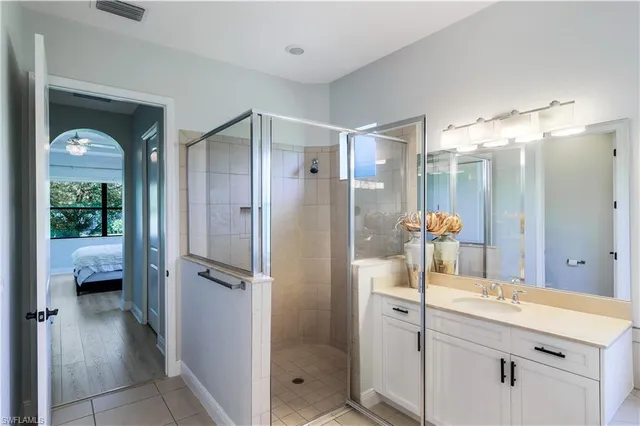$799,990 | 1685 Serrano Circle, Naples, FL 34105