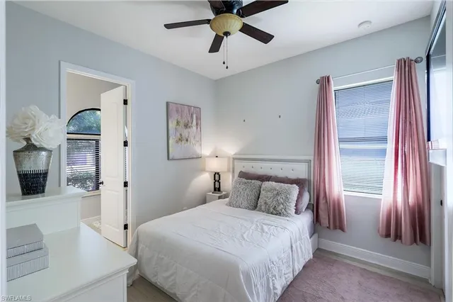 $799,990 | 1685 Serrano Circle, Naples, FL 34105