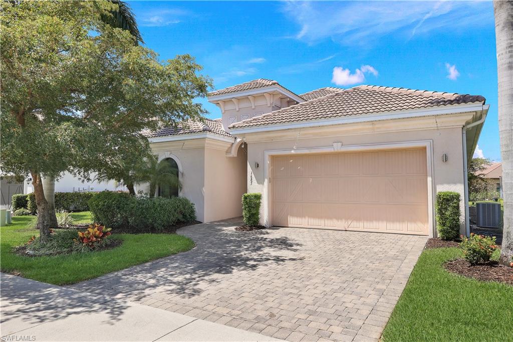 1685 Serrano Circle Naples, FL 34105 - Photo 25 of 47