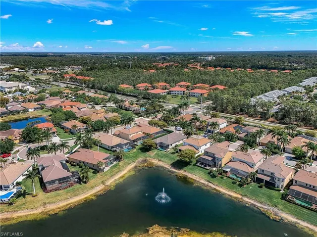 $799,990 | 1685 Serrano Circle, Naples, FL 34105