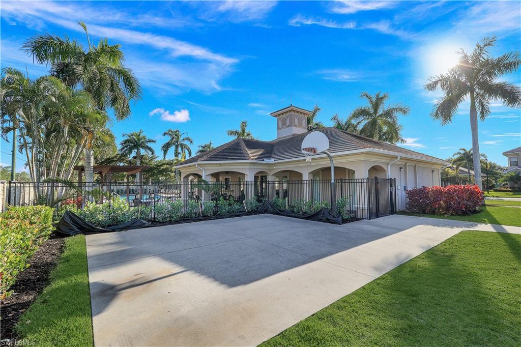 1685 Serrano Circle Naples, FL 34105 - Photo 44 of 47