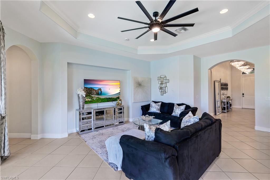 1685 Serrano Circle Naples, FL 34105 - Photo 7 of 47