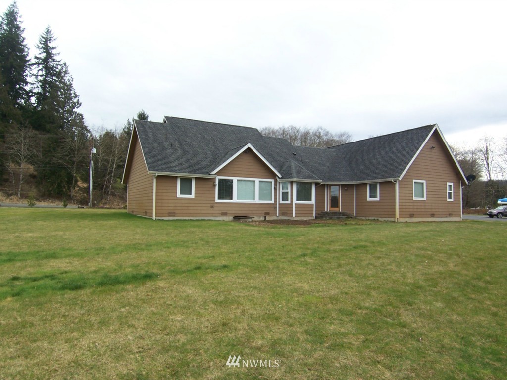 76 Lambert Road Elma, WA 98541 - Photo 3 of 24 Gallery Image 3