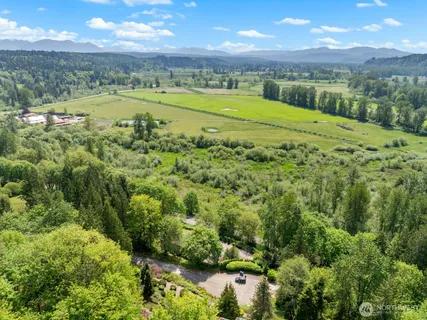 $1,295,000 | 32223 Northeast 88th Street, Carnation, WA 98014
