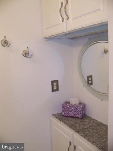 6020 Ridge View Drive Alexandria, VA 22310 - Photo 25 of 29 Bath
