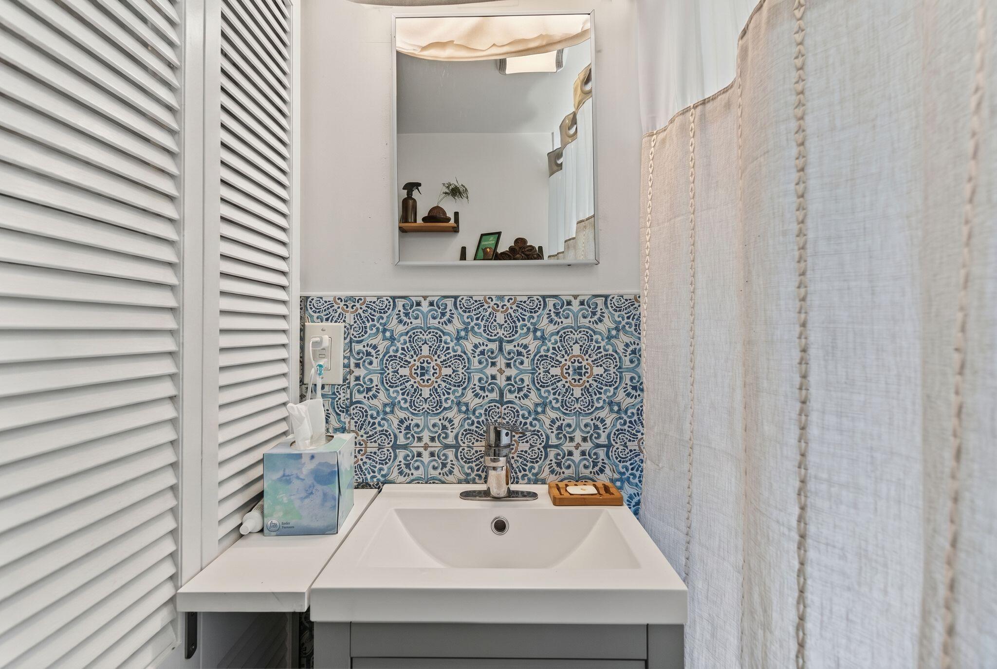 29 Brook Road Portland, ME 04103 - Photo 17 of 34 bathroom retouch