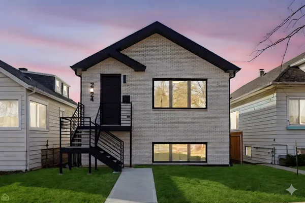 $689,000 | 2724 Budd Street, River Grove, IL 60171