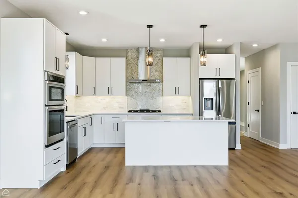 $689,000 | 2724 Budd Street, River Grove, IL 60171