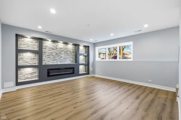 $689,000 | 2724 Budd Street, River Grove, IL 60171