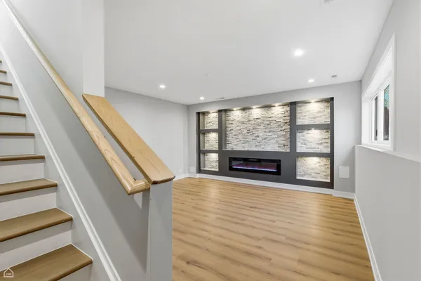 $689,000 | 2724 Budd Street, River Grove, IL 60171