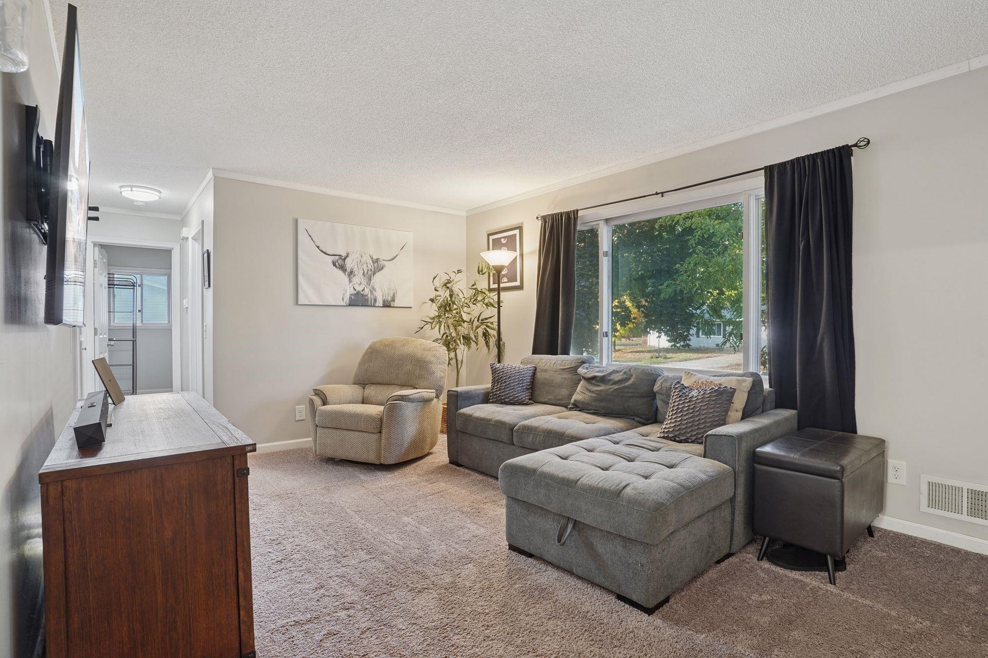 1776 Gabbro Trail Eagan, MN 55122 - Photo 2 of 16