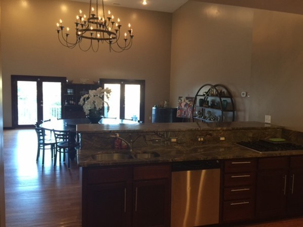 521 Massasoit Road Worcester, MA 01604 - Photo 7 of 30