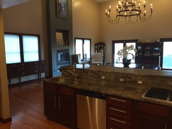 521 Massasoit Road Worcester, MA 01604 - Photo 9 of 30