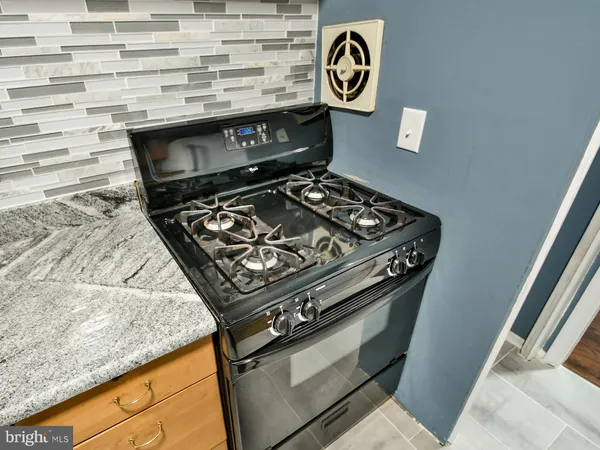 $1,950 | 3845 St Barnabas Road, Unit 102, Suitland, MD 20746