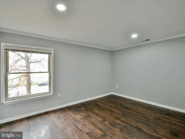 $1,950 | 3845 St Barnabas Road, Unit 102, Suitland, MD 20746