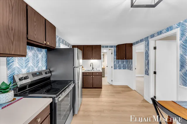 $379,900 | 5760 Sunfish Lake Avenue Northeast, Rockford, MI 49341