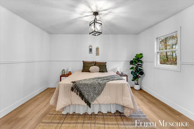 $379,900 | 5760 Sunfish Lake Avenue Northeast, Rockford, MI 49341